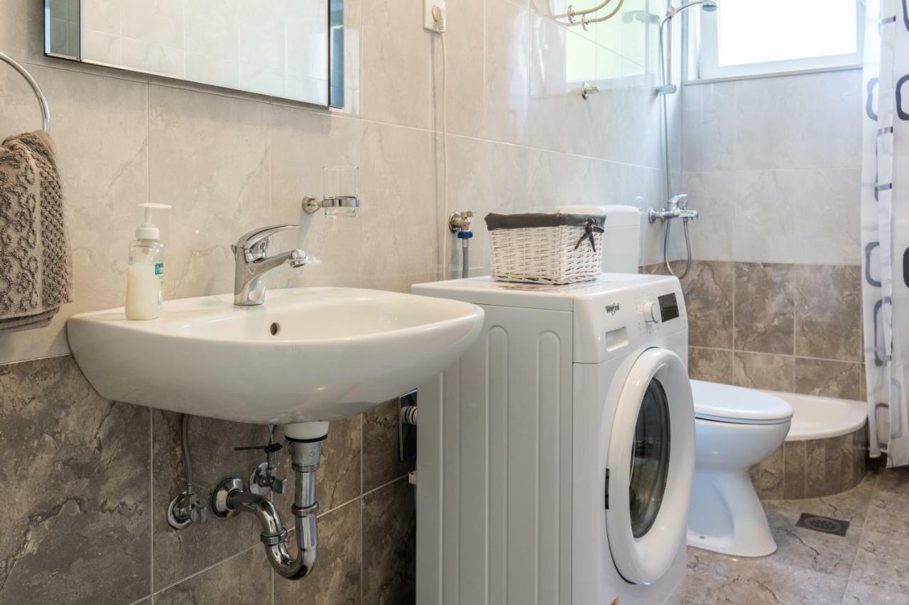 Apartments Fanito Makarska Ngoại thất bức ảnh