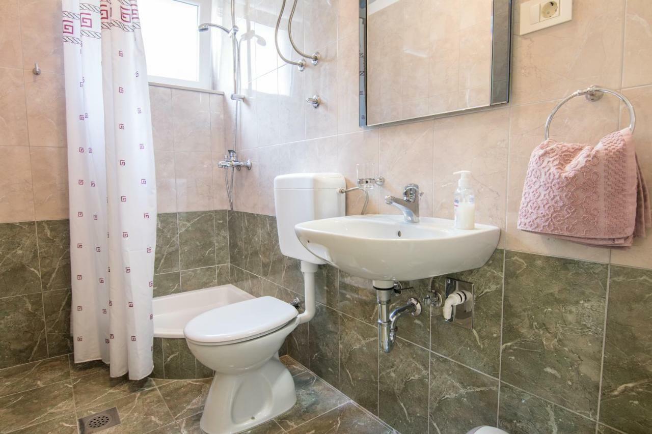 Apartments Fanito Makarska Ngoại thất bức ảnh