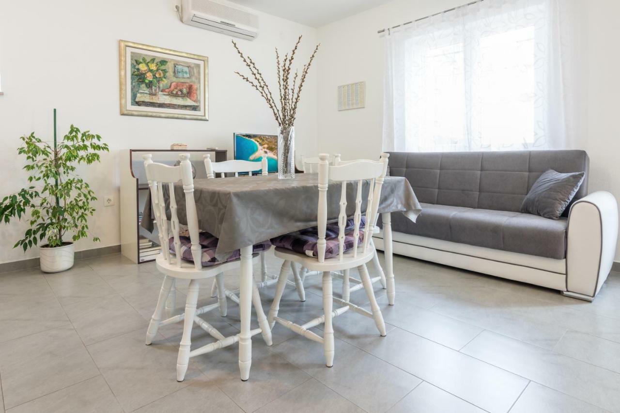 Apartments Fanito Makarska Ngoại thất bức ảnh