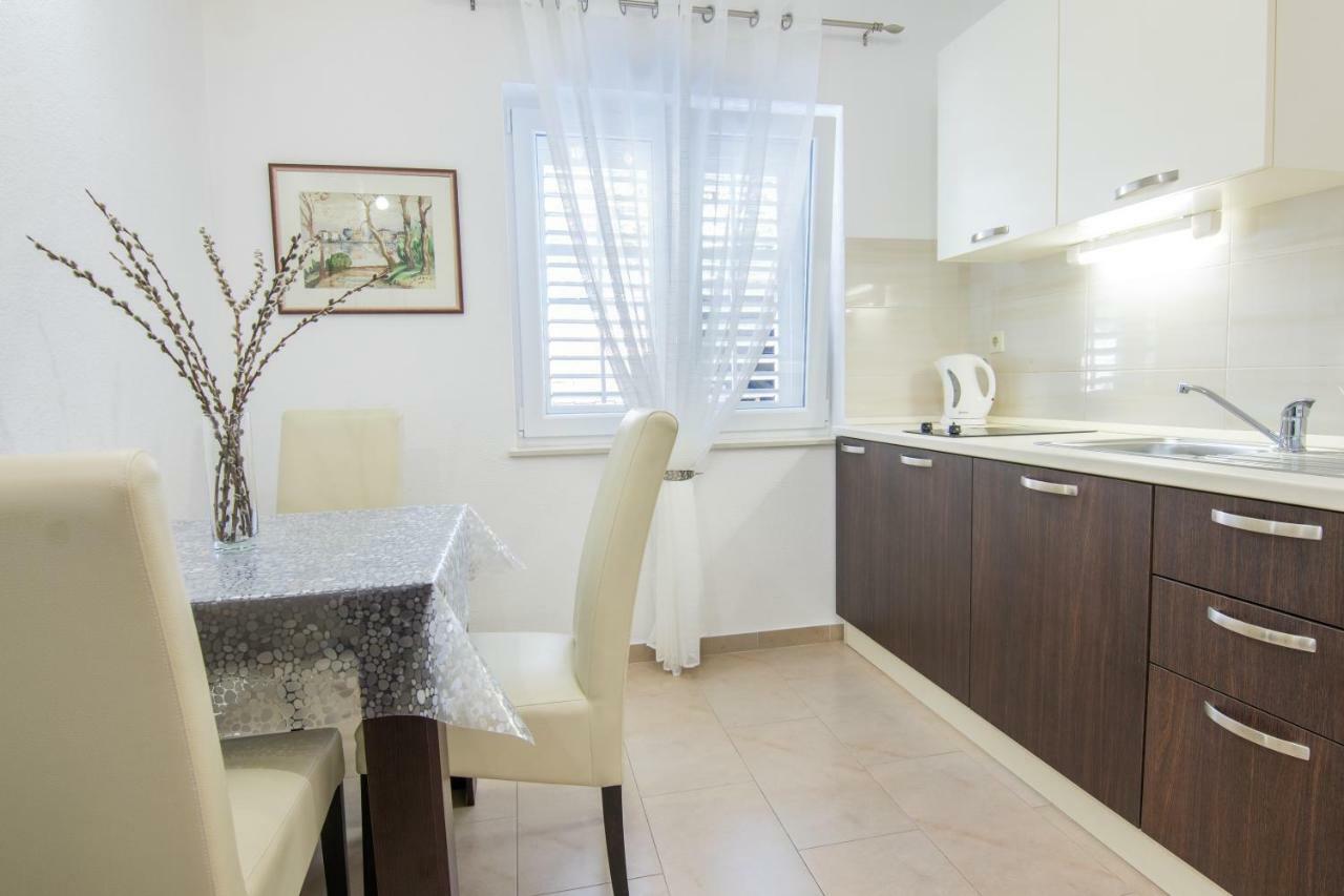 Apartments Fanito Makarska Ngoại thất bức ảnh